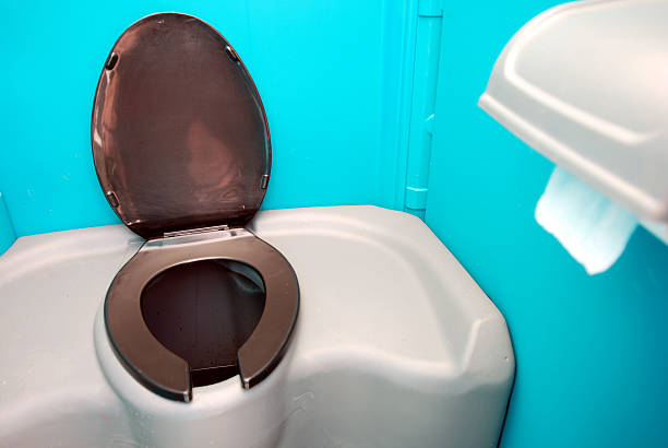 Best Portable restroom solutions  in Aviston, IL