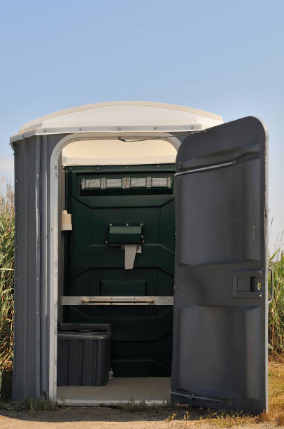 Best Porta potty rental near me  in Aviston, IL